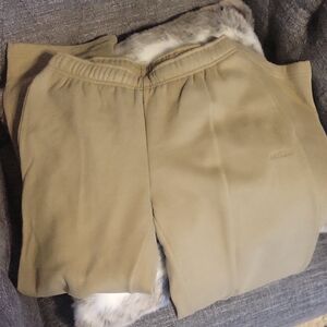 Aritzia Mega Fit Straight Sweatfleece Pants S